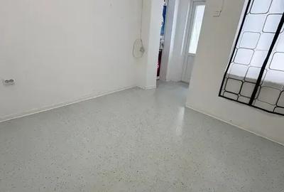 Casă cu 4 camere cu Canalizare în Banu Manta - 6