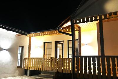 Casa de  vis la tara - vedere panoramica - living 60 mp - in inima  Cacicai - 7