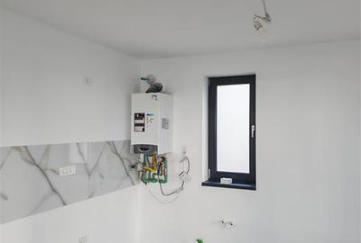 Casă cu 3 camere cu Teren 335 Mp în Central - 10