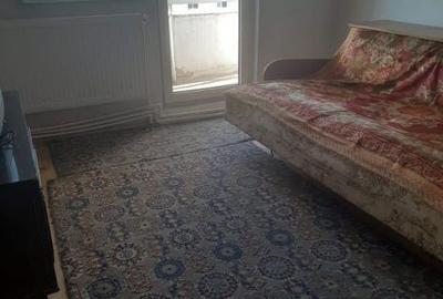 Apartament cu 3 camere decomandat în Prundu - 6