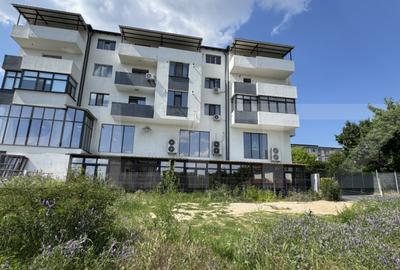 Teren de 600 mp, în George Enescu