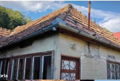 Casă cu 2 camere cu Teren 1000 Mp în Răstolița - 3