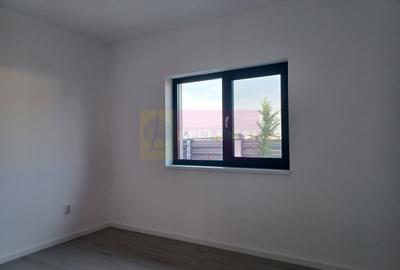 Casă cu 4 camere cu Teren 505 Mp în Central - 4