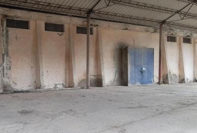 Spațiu comercial, de 800 mp, în Central - 2