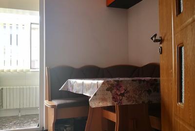 Apartament cu 3 camere decomandat în Inel I - 14