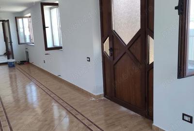 Casă cu 2 camere cu Teren 300 Mp în Odobești - 1