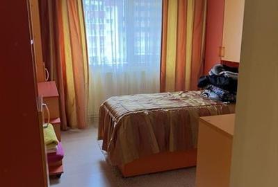 Apartament cu 4 camere decomandat, mobilat în Răcădău - 2