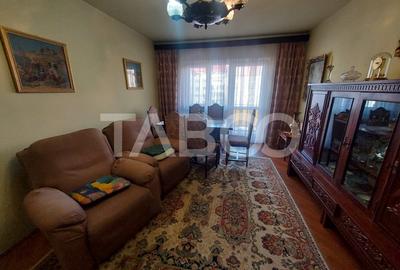 Apartament 4 camere decomandate de vanzare 2 bai zona Strand din Sibiu - 2