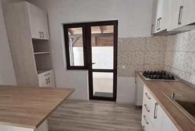 Casă cu 4 camere cu Teren 260 Mp în Central - 17