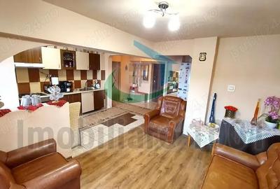 Apartament 3 camere, Vasile Alecsandri, etaj superior, zona Shopping Park Baia Mare - 4