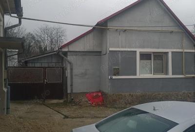 Casă cu 3 camere în Central - 2