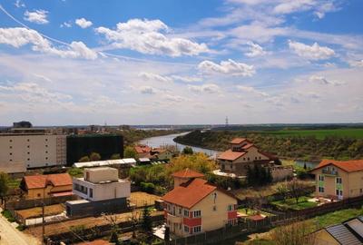 Apartament cu 3 camere semidecomandat în Central - 8