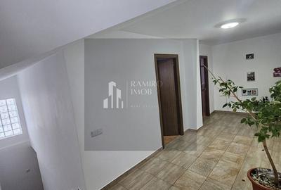 Casă individuală cu 5 camere cu Canalizare în Central - 8