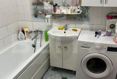 Apartament cu 2 camere semidecomandat în Traian