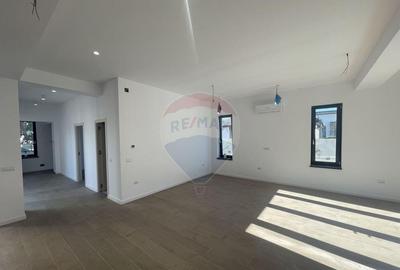 Casa / Vila cu 4 camere de vanzare in zona Nord - 3