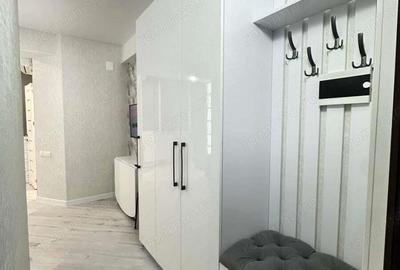 Oferim spre inchiriere garsoniera in zona Panduri - 1