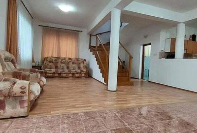 Sangeorgiu de Mures - Vanzare casa 4 camere - Str. Strimba Sangeorgiu de Mures - Vanzare casa 4 camere - Str. Strimba - 2