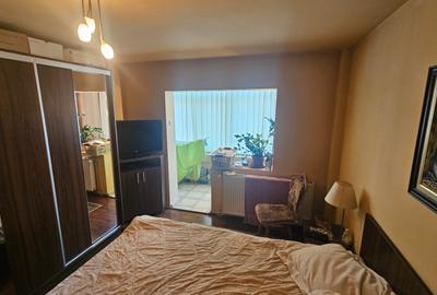 Apartament 4 camzere zona Otopeni-Central - 7