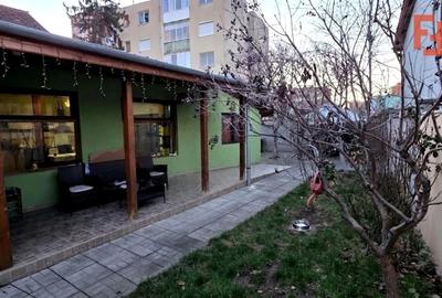 Casă individuală cu 3 camere cu Canalizare în Aurel Vlaicu - 11