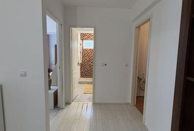 Apartament cu 3 camere în Central - 9