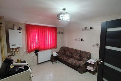 Apartament cu 2 camere decomandat în Burdujeni