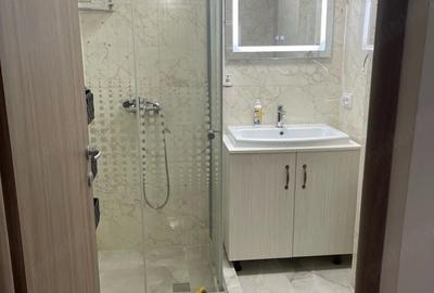 Apartament cu 3 camere semidecomandat în Exterior Vest - 2
