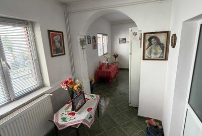 Casă cu 3 camere în Alexandriei - 8