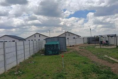 Casă cu 2 camere cu Teren 450 Mp în Central