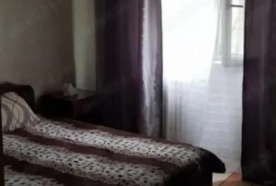 Apartament cu 3 camere semidecomandat în Rahova - 2