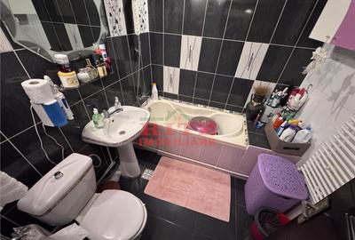 NOU! Ap. 3 cam., decom., mob. si utilat, zona Steaua! NOU! Ap. 3 cam., decom., mob. si utilat, zona Steaua! - 8