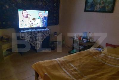 Casă cu 3 camere cu Teren 1500 Mp în Central