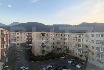 Apartament 2 camere, cu vedere spre masivul Piatra Mare, zona Noua - 11