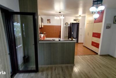 Apartament cu 3 camere în Central - 1