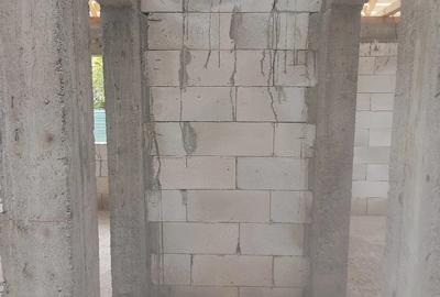 Casă cu 3 camere cu Teren 1700 Mp în Jugureni - 5