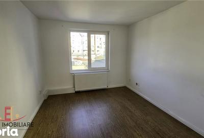 Apartament cu 4 camere în Central - 9