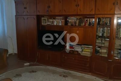 Apartament cu 2 camere decomandat în Negru Vodă - 2