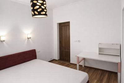 Apartament cu 2 camere semidecomandat, mobilat în Dumbrăvița