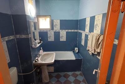 Apartament 3 camere decomandat, 66 mp, Deva B-dul Decebal, etaj 4, zona ultracentrala - 2