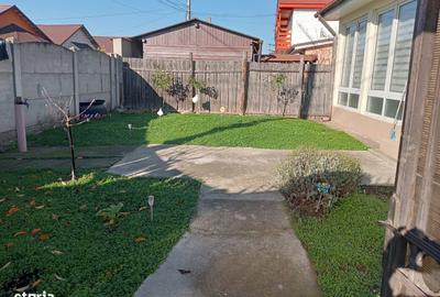 Casă cu 3 camere cu Teren 188 Mp în Brestei - 1