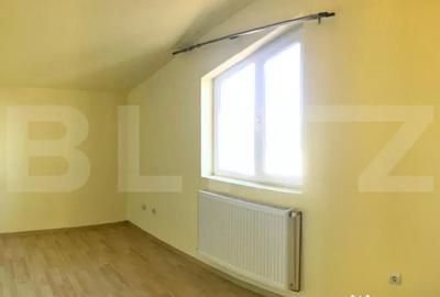 Casă cu 7 camere cu Teren 445 Mp în Central - 9