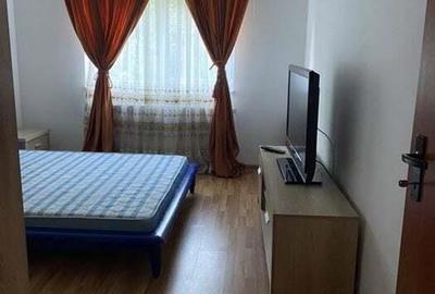 Apartament cu 2 camere decomandat în Drumul Sării
