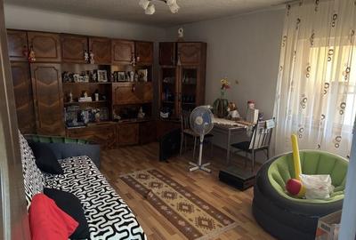 Apartament cu 3 camere decomandat în Central - 12