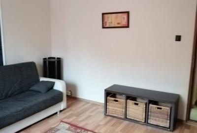 Ofer spre inchiriere apartament cu o camera - 1