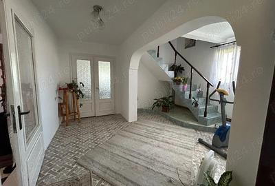 Casă cu 6 camere cu Teren 1500 Mp în Berchișești - 6