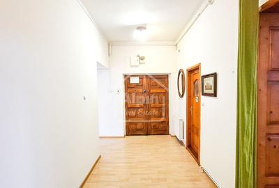 Birou, de 80 mp, în Brașovul Vechi - 1