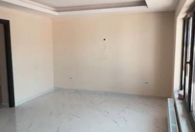Casă individuală cu 4 camere cu Canalizare în Domnești - 4