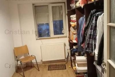 Apartament cu 3 camere decomandat în Brăilița - 4