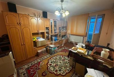 Apartament 3 Camere , Decomandat CF1 , Centrala Termica , Toporasi - 1