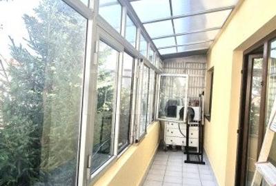 Vila + Curte si 4 Locuri de Parcare Disponibil Pentru Mutare Gara de Nord - 38