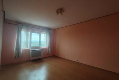 RECO Apartament 2 camere decomandat - 3